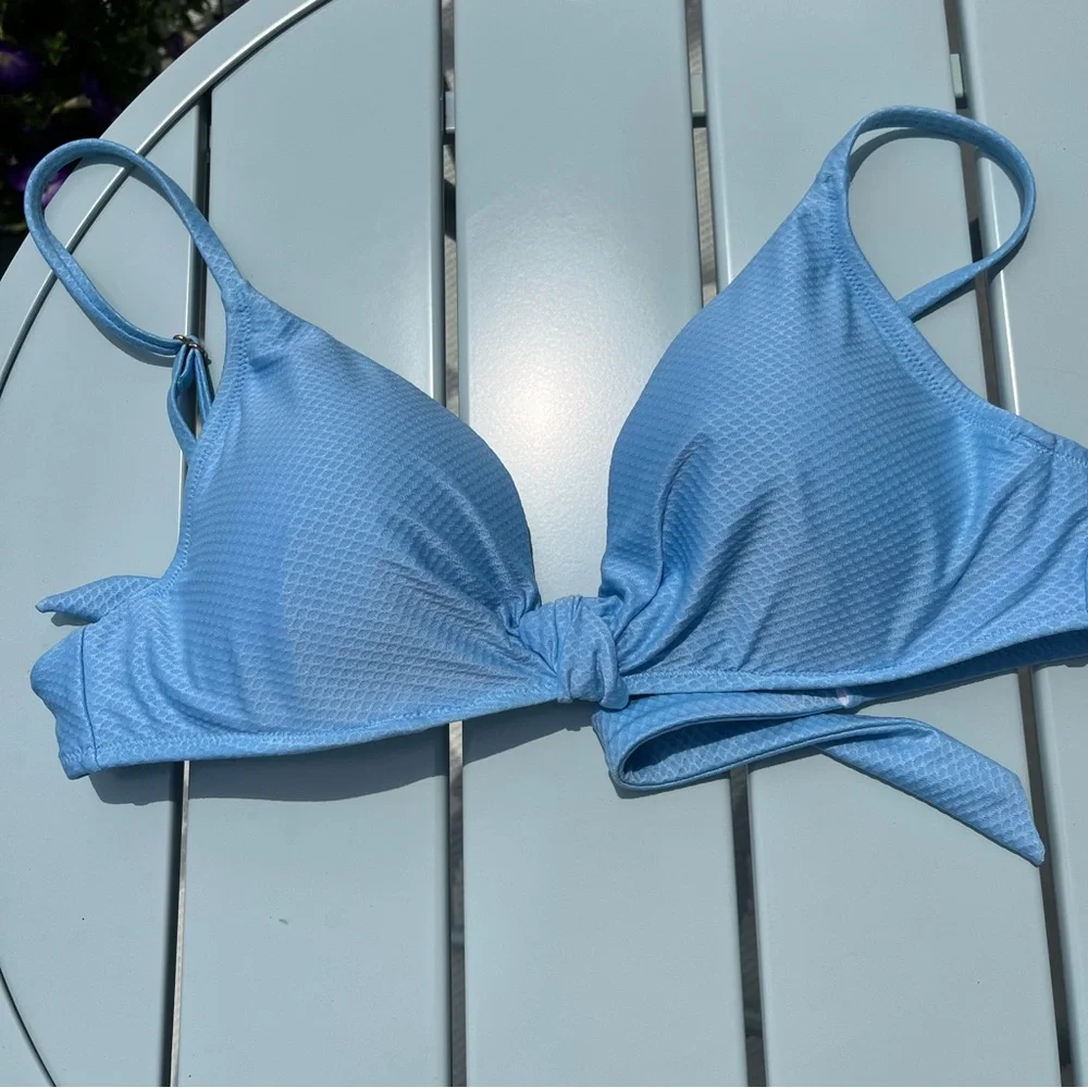 Shade & Shore knot front textured triangle bikini top 36B light blue